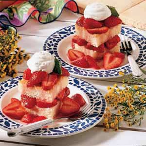 Mom's Strawberry Shortcake Recipe Mom's Strawberry Shortcake Recipe