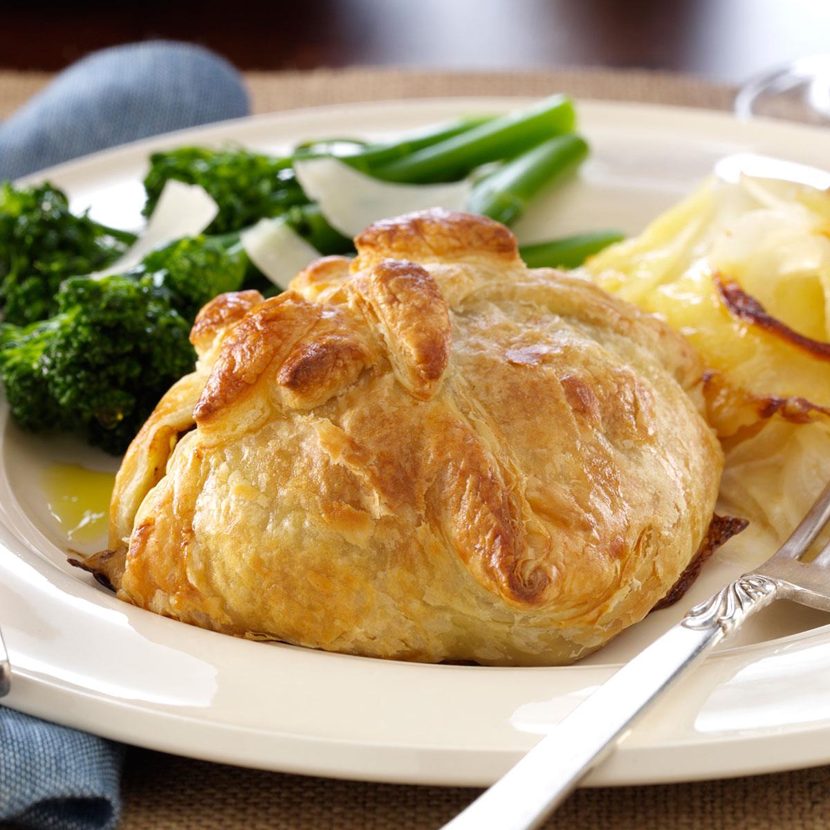 Classic Beef Wellingtons Recipe | Taste Of Home