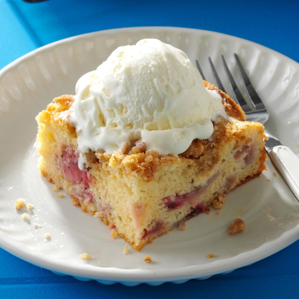 Rhubarb Berry Coffee Cake Recipe | Taste of Home