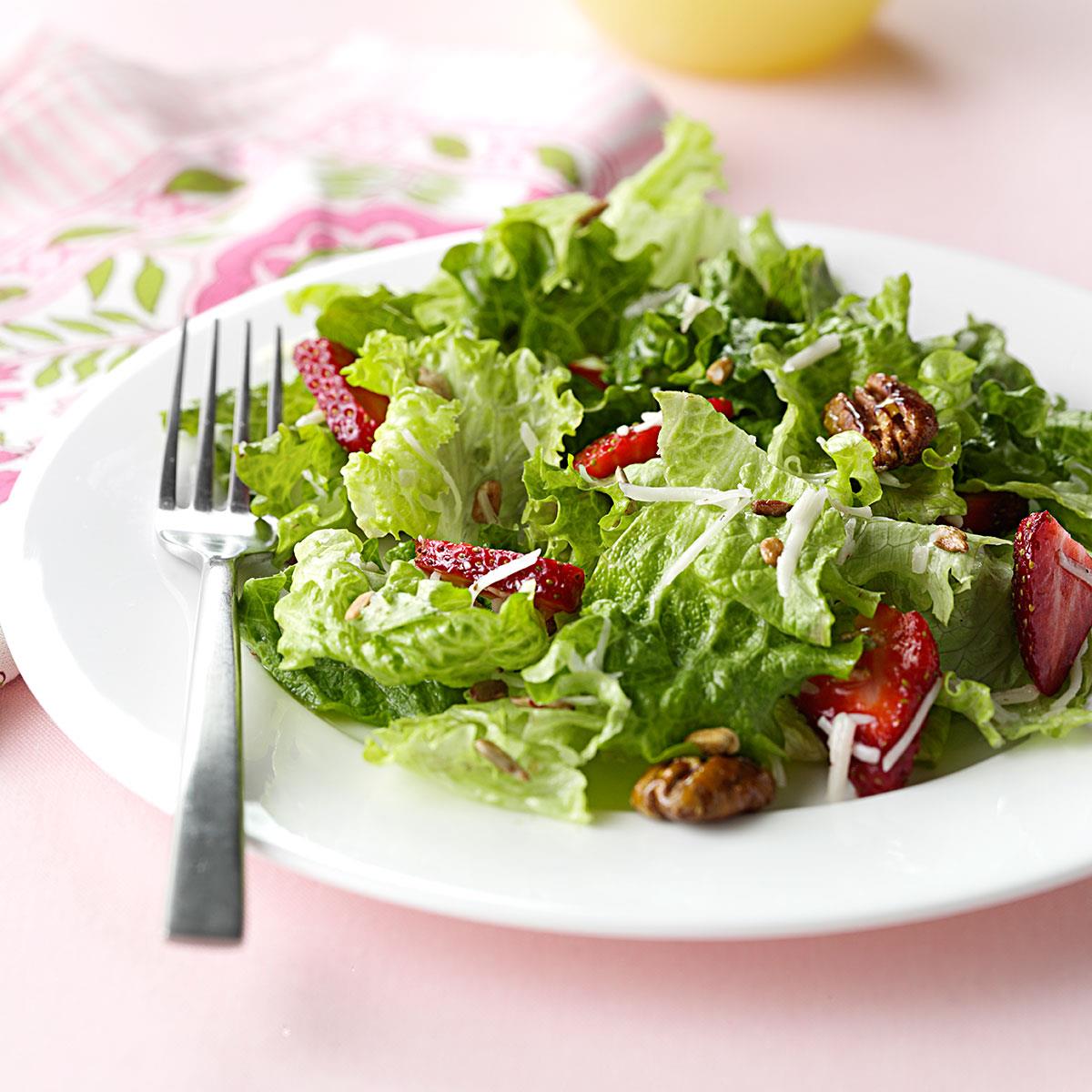 Strawberry & Pecan Salad Recipe Taste of Home