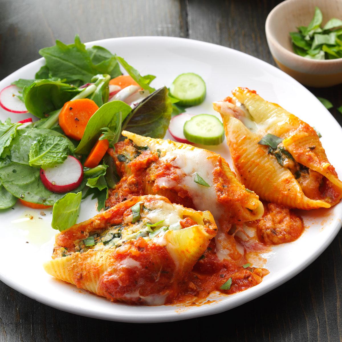 Cheesy Spinach-Stuffed Shells Recipe | Taste Of Home