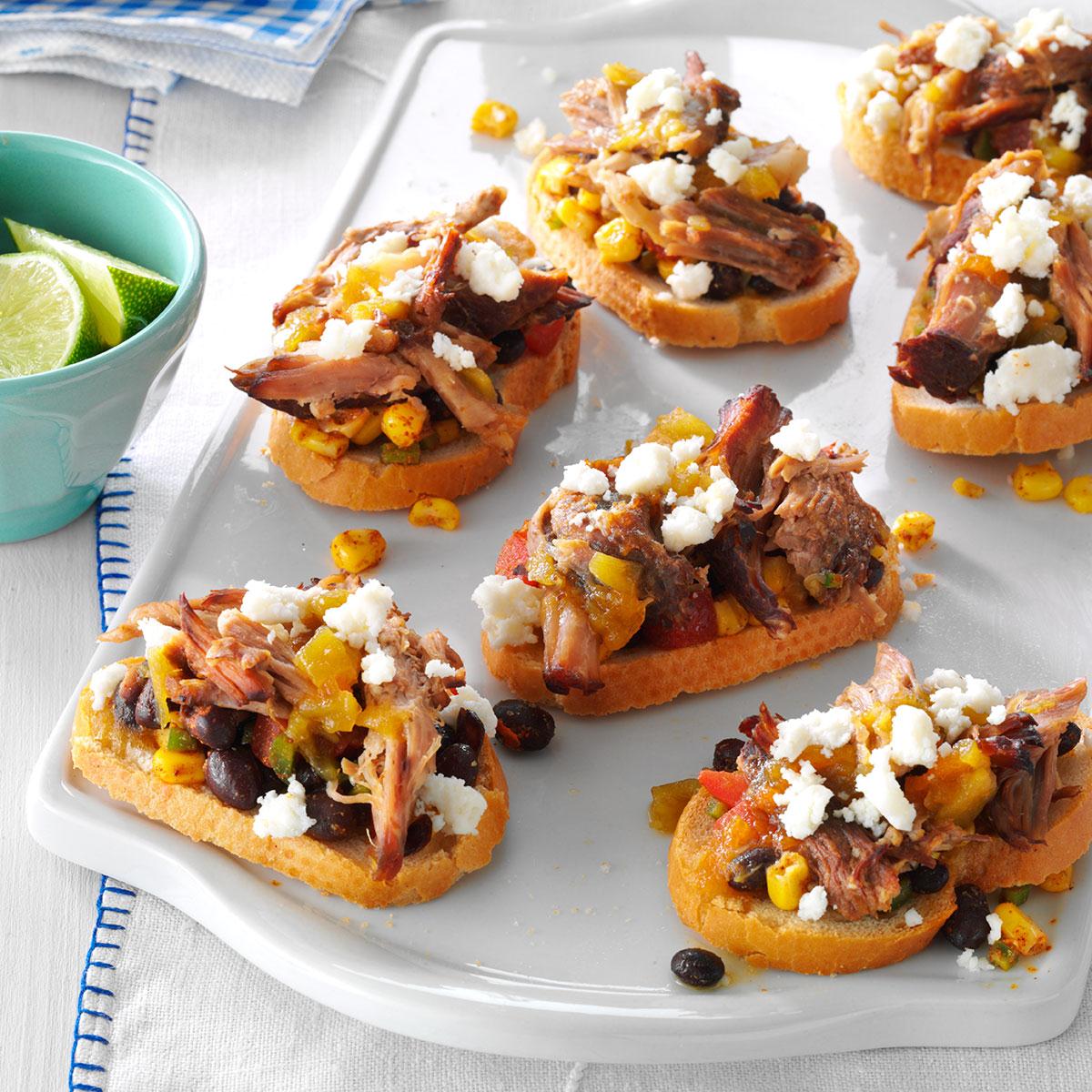 Southwestern Pulled Pork Crostini Recipe | Taste of Home