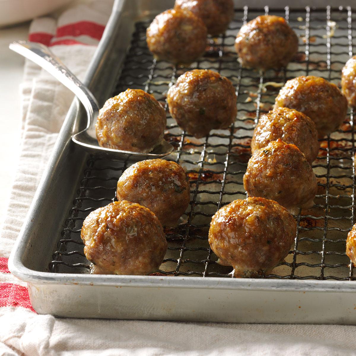 Great-Grandma's Italian Meatballs Recipe | Taste of Home