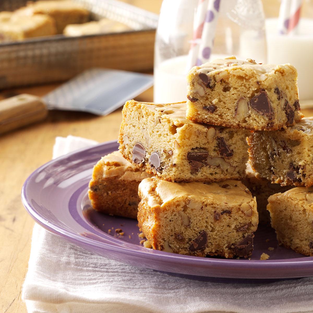 Chippy Blond Brownies Recipe Taste of Home