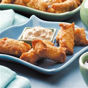 Chorizo-Queso Egg Rolls Recipe Chorizo-Queso Egg Rolls Recipe