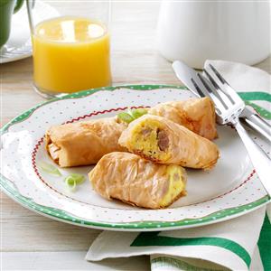 Egg & Sausage Roll-Ups Recipe Egg & Sausage Roll-Ups Recipe