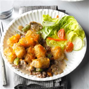 Slow Cooker Tater Tot Casserole
