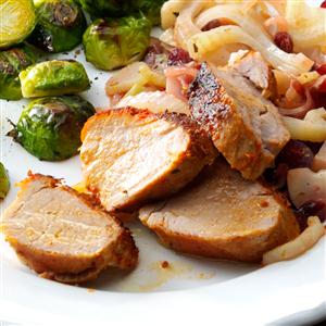 Roasted Pork Tenderloin with Fennel and Cranberries Recipe Roasted Pork Tenderloin with Fennel and Cranberries Recipe