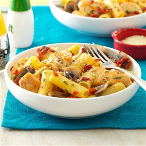 Garlic Chicken Rigatoni