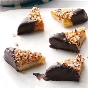 Apricot-Hazelnut Triangles Recipe Apricot-Hazelnut Triangles Recipe