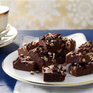 Easy Microwave Mint Fudge Recipe Easy Microwave Mint Fudge Recipe