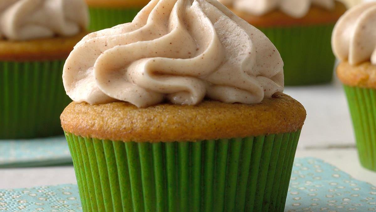 Pumpkin Spice Cupcakes With Cream Cheese Frosting Recipe Taste Of Home