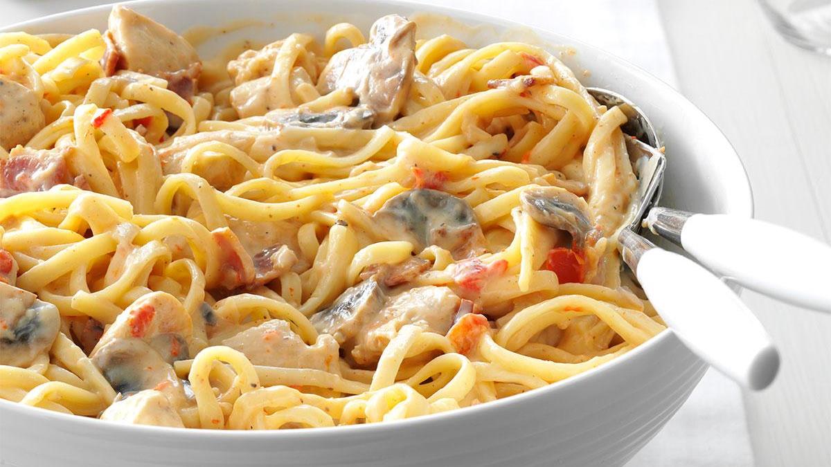 Chicken Pepper Alfredo Recipe Taste Of Home