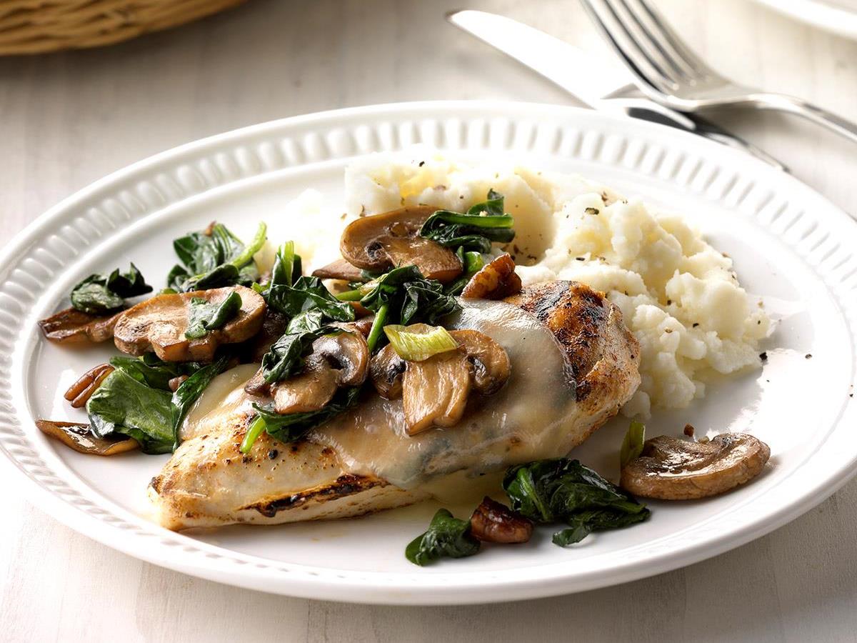 Spinach And Mushroom Smothered Chicken Recipe How To Make It Taste Of Home