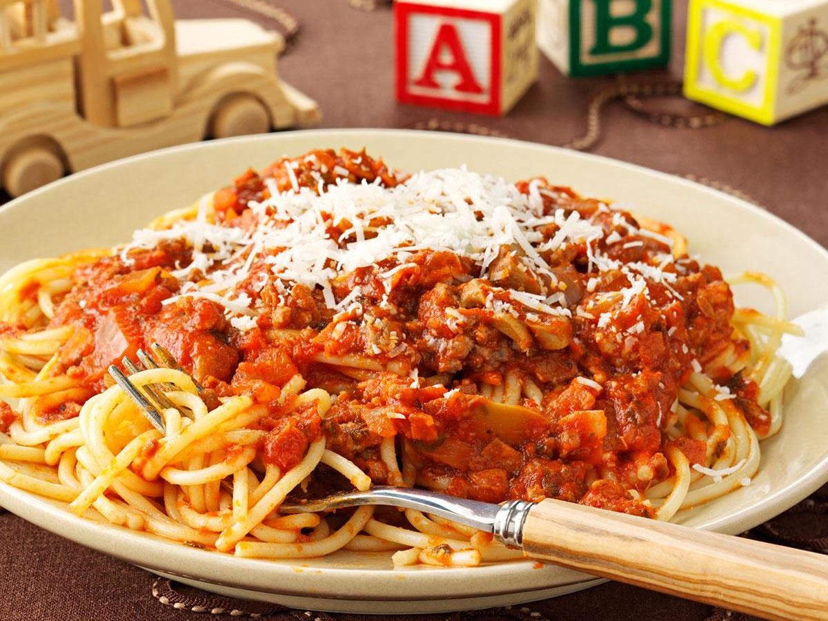 Three Meat Spaghetti Sauce Recipe How To Make It