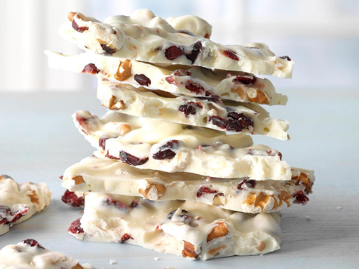 Christmas Candy Recipes With Almond Bark : Juliana Goodwin Almond Bark