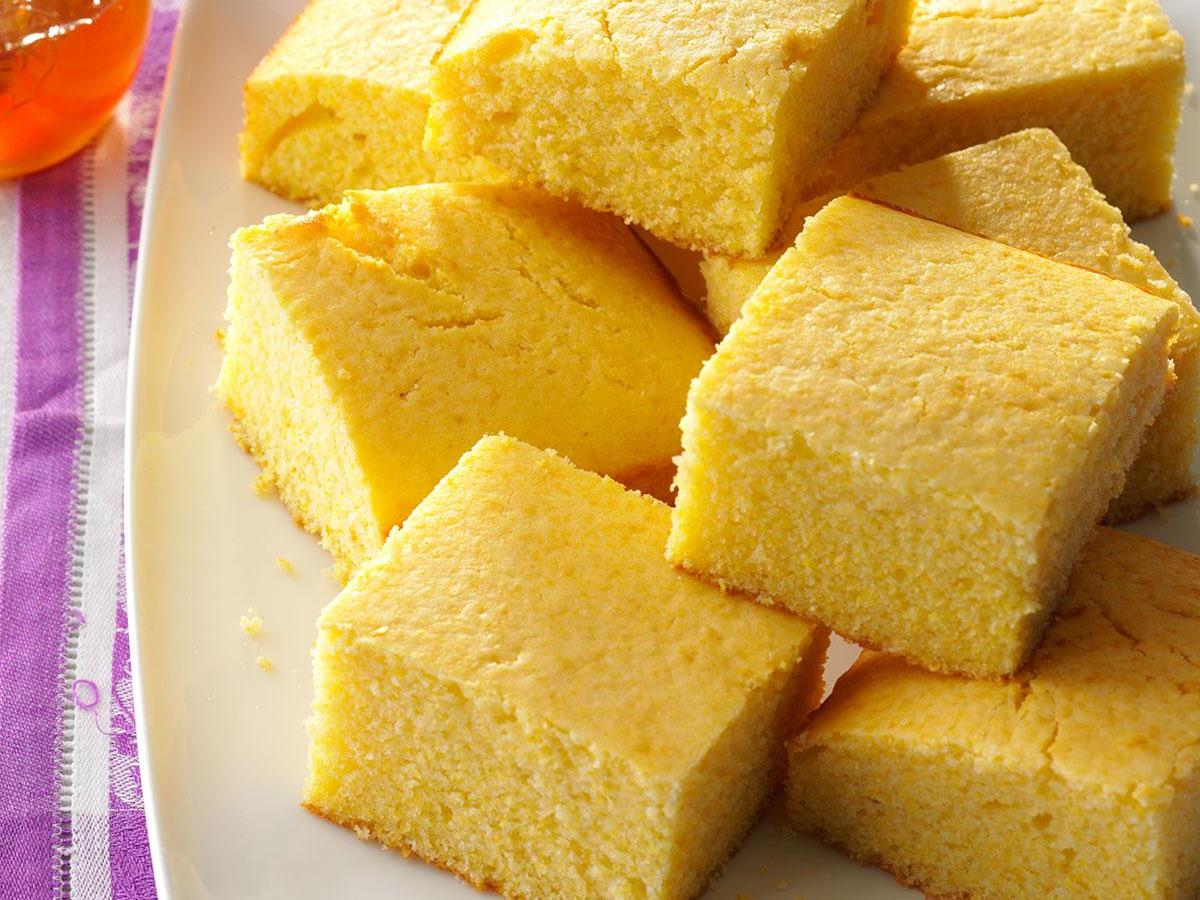 Moist & Sweet Cornbread
