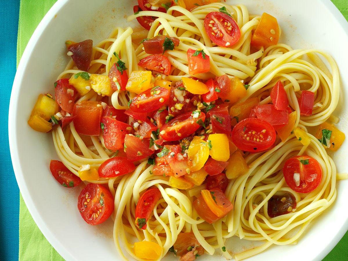 Easy Pasta Sauce With Tinned Tomatoes