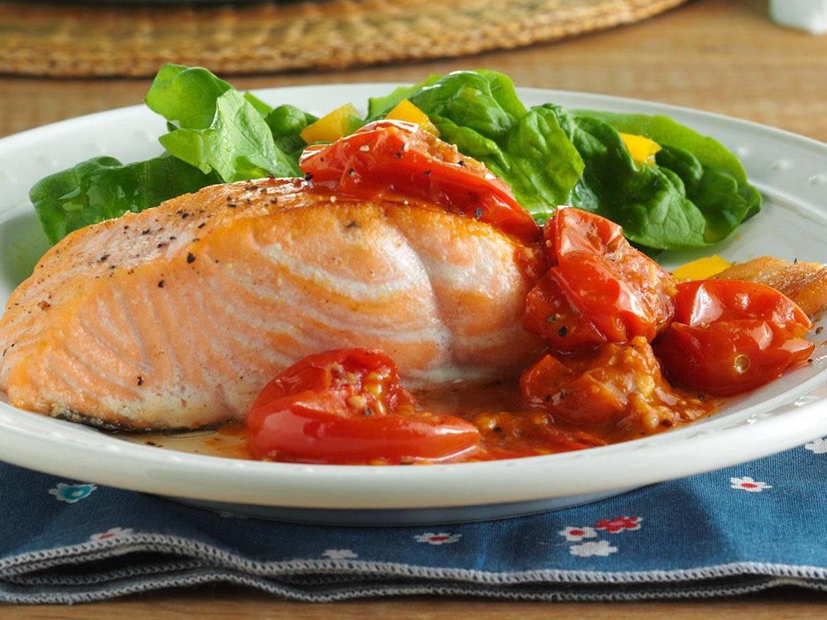 Pan-Roasted Salmon with Cherry Tomatoes Recipe: How to Make It